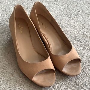 Cole Haan small wedge